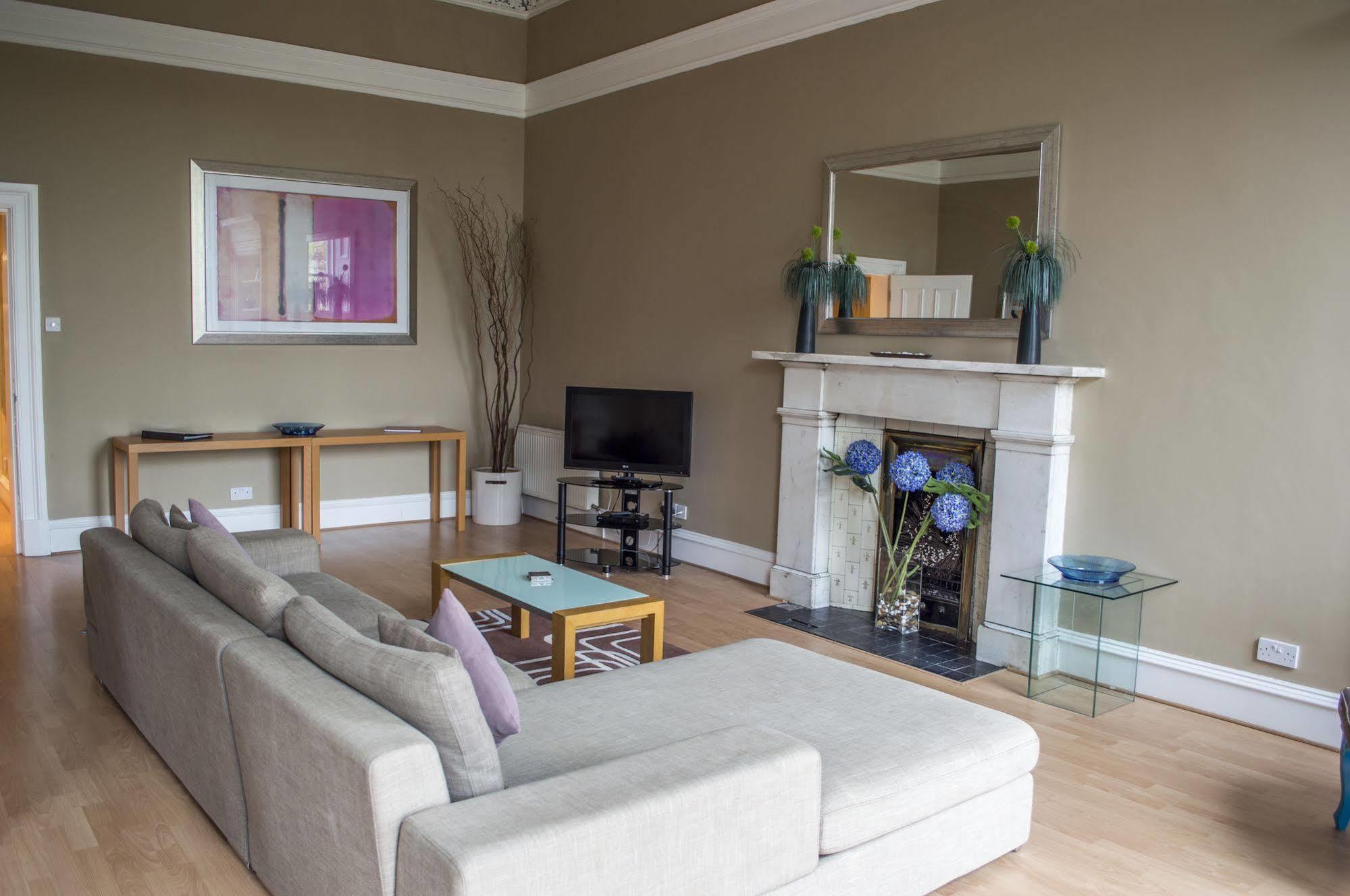 Dreamhouse Apartments Glasgow West End Buitenkant foto